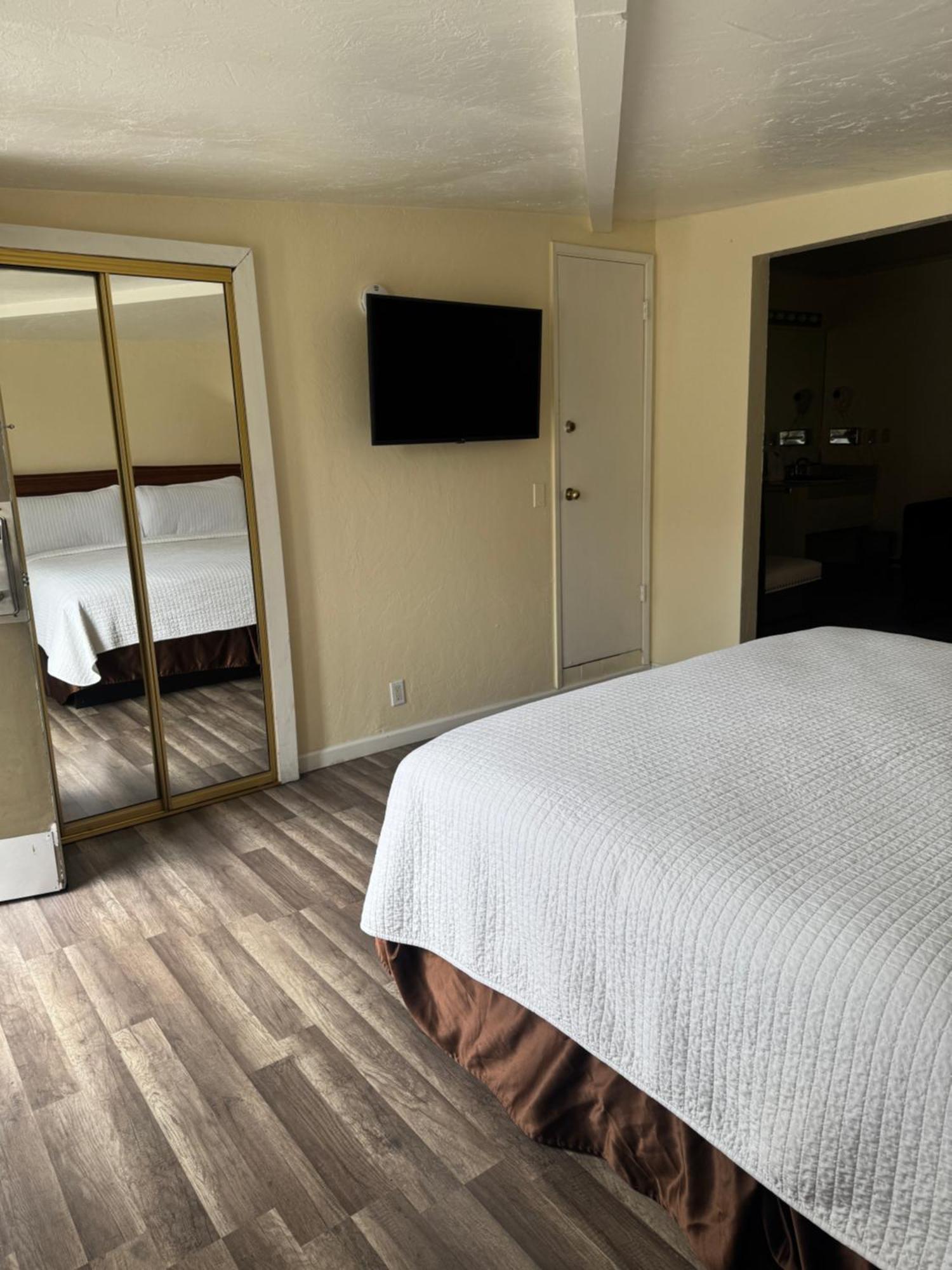 Carmel Resort Inn Ngoại thất bức ảnh